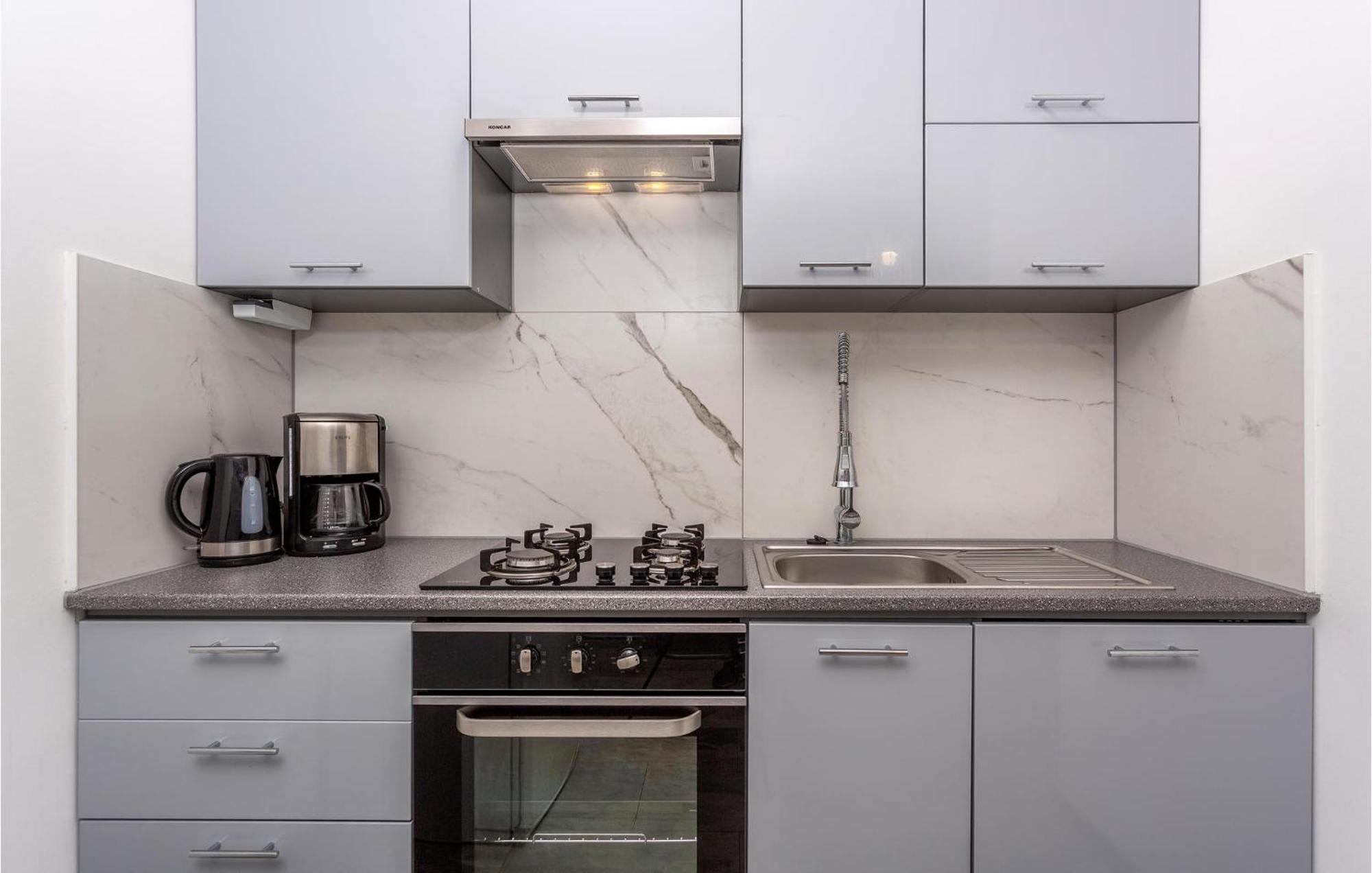 Stunning Apartment In Malinska With Kitchen Exterior photo